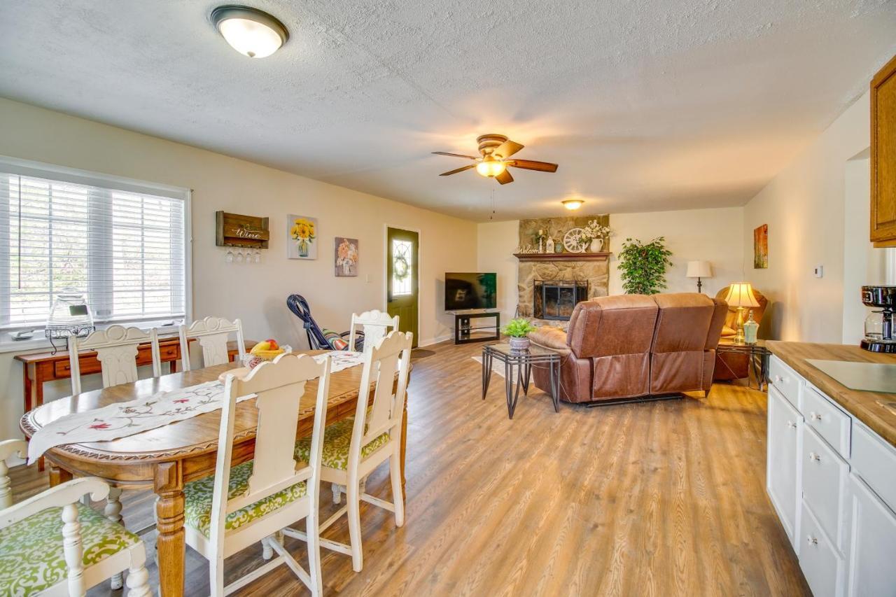 Homey Luray Cabin With Fire Pit And Deck! Eksteriør bilde